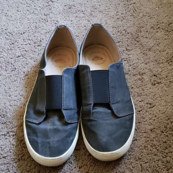 Roxy Shoes - Roxy gray slip ons